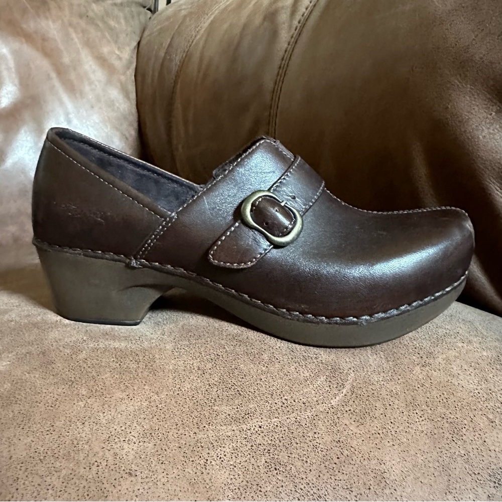 Dansko Tamara Dark Brown Slip On Clog with Buckle Women EU Size 37/US Size 6 - Picture 4 of 12